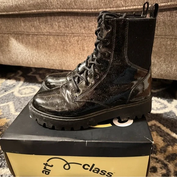 🖤Art Class Boots🖤 - Picture 4 of 7